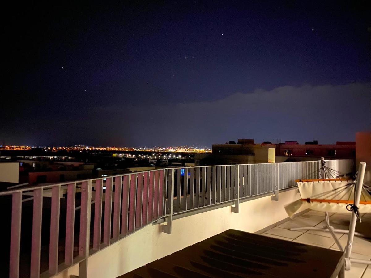 Sonnenwohnen Penthouse Direkt Bei U-Bahn Und Therme Wien Mit Top Anbindung Ins Zentrum מראה חיצוני תמונה