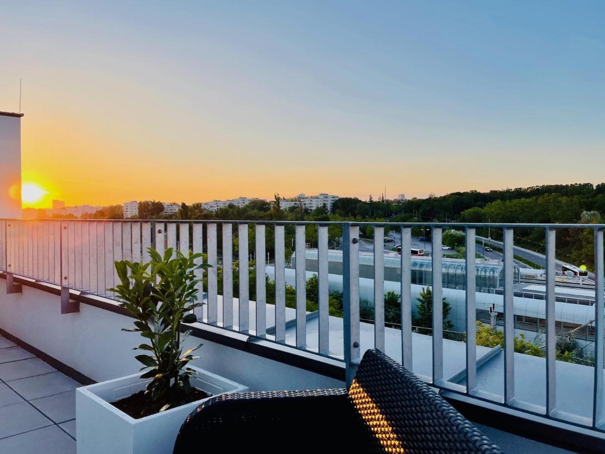 Sonnenwohnen Penthouse Direkt Bei U-Bahn Und Therme Wien Mit Top Anbindung Ins Zentrum מראה חיצוני תמונה